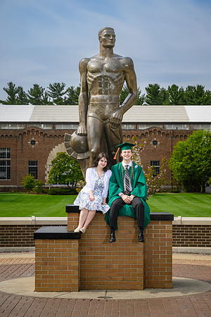 26MSUSpringGrads-0503-Alumni-088