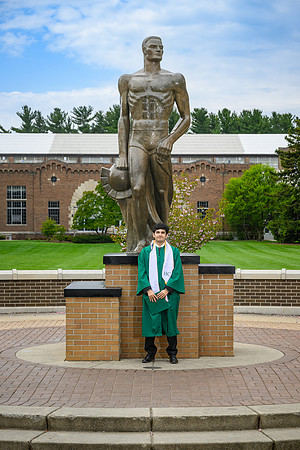 26MSUSpringGrads-0503-Alumni-148