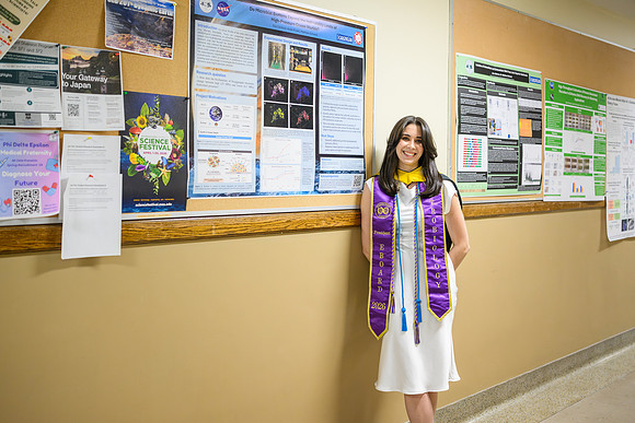 26MSUSpringGrads-0430-Ella-035