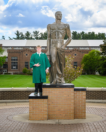 26MSUSpringGrads-0502-Alumni-292-8x10
