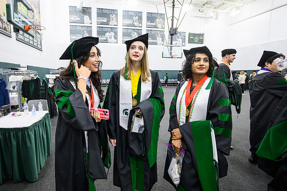 26MSU-CHM-Graduation-094