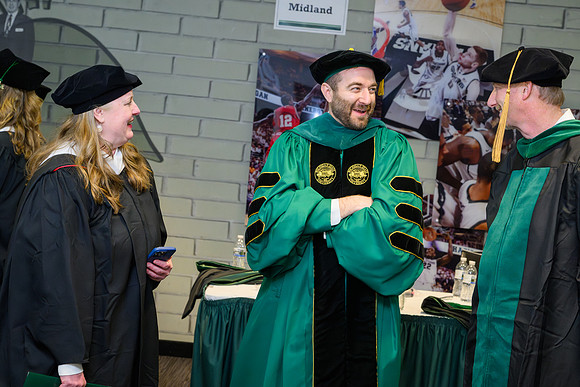 26MSU-CHM-Graduation-089