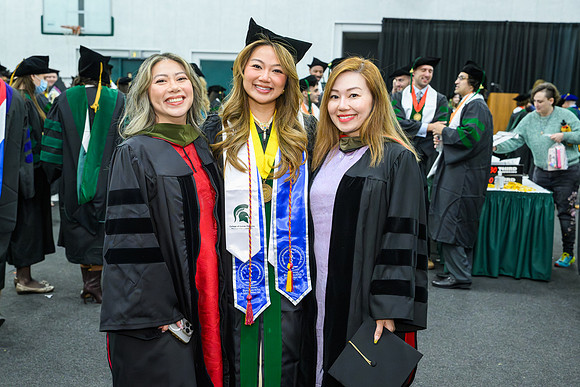 26MSU-CHM-Graduation-060