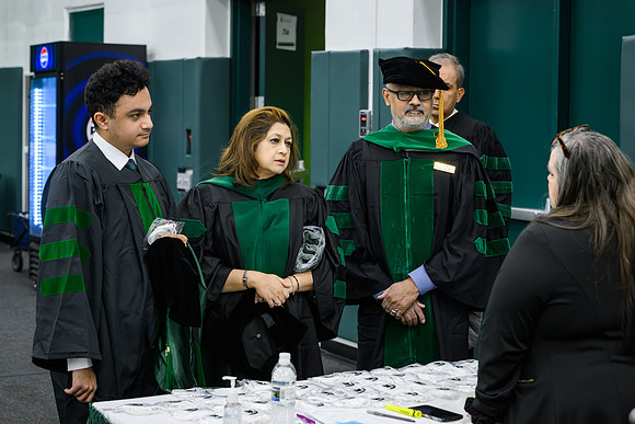 26MSU-CHM-Graduation-010