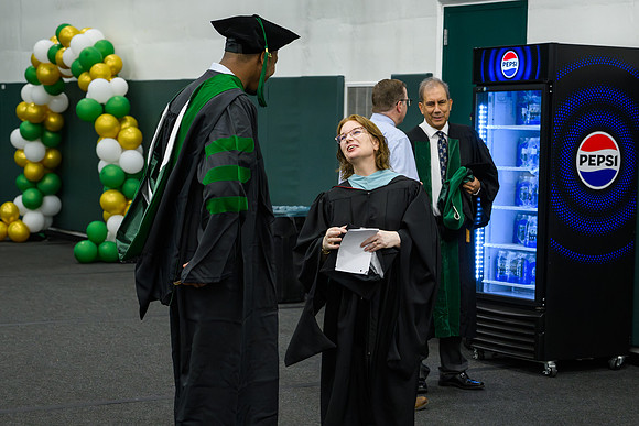 26MSU-CHM-Graduation-015