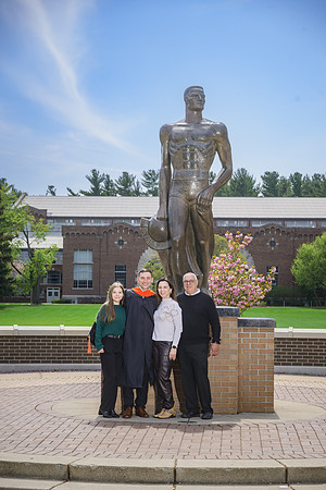 25MSUSpring-0502-Alumni-289