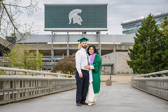26MSUSpringGrads-0506-MichaelHanaa-082