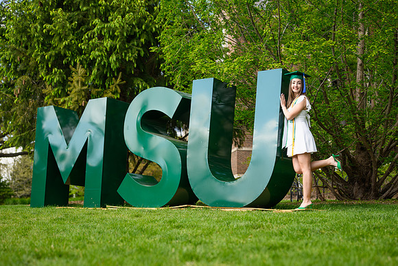 26MSUSpringGrads-0507-Ellie-016