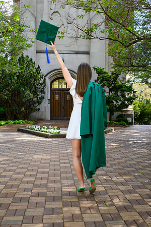 26MSUSpringGrads-0507-Ellie-010