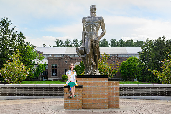 26MSUSpringGrads-0507-Ellie-044