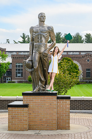 26MSUSpringGrads-0507-Ellie-045