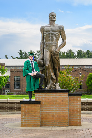 26MSUSpringGrads-0507-Joshua-003