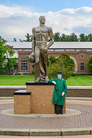 26MSUSpringGrads-0507-Joshua-007