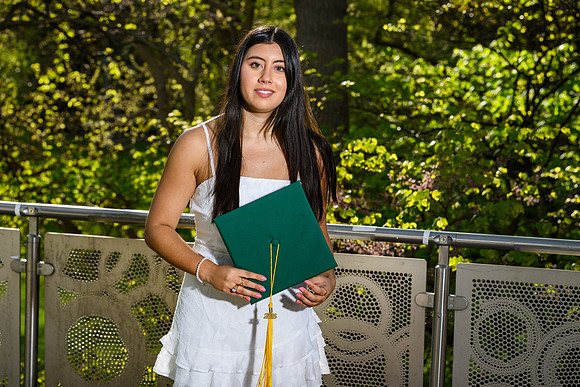 26MSUSpringGrads-0511-Bleu-030