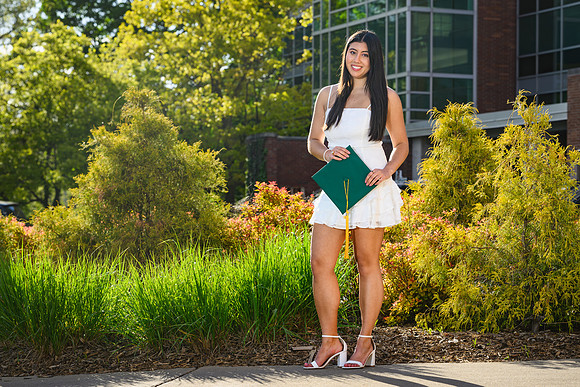26MSUSpringGrads-0511-Bleu-029