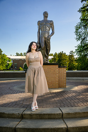 26MSUSpringGrads-0514-Sofia-003