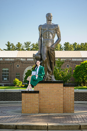 26MSUSpringGrads-0514-Sofia-009