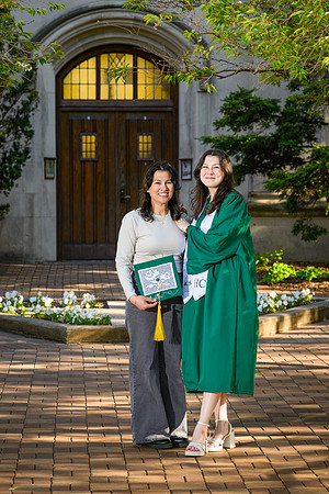 26MSUSpringGrads-0514-Sofia-021