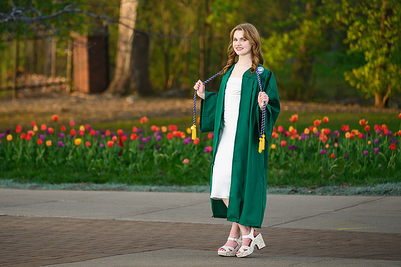 26MSUSpringGrads-0423-Gabi-031