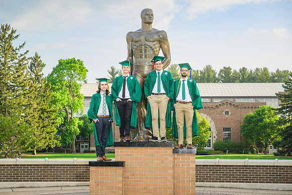 24MSUSpring-0504-Chesterfield4-028