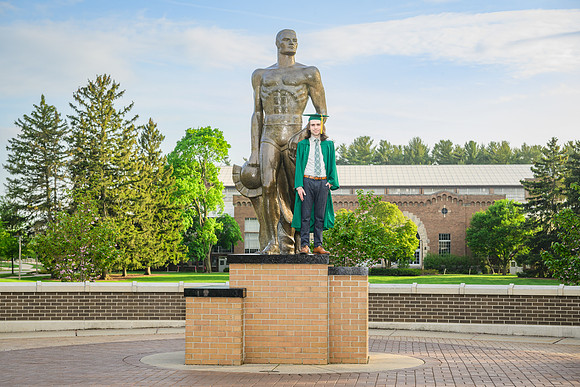24MSUSpring-0504-Chesterfield4-017