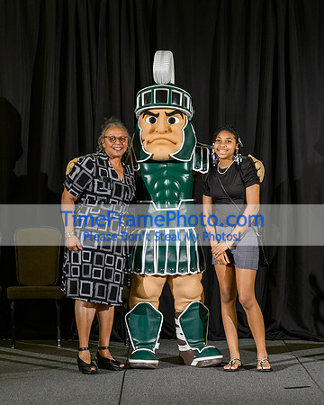 23MSU-Service-Sparty-065