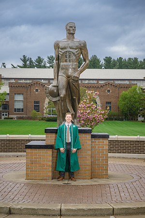 25MSUSpring-0502-Alumni-182