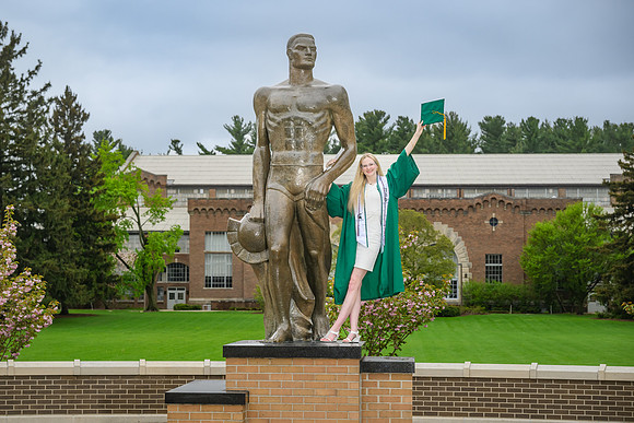 25MSUSpring-0506-Abby-008