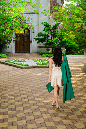 26MSUSpringGrads-0601-Sydney-019