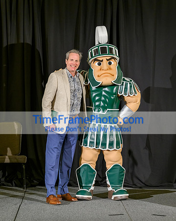 23MSU-Service-Sparty-040