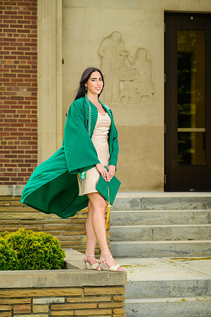 26MSUSpringGrads-0601-Sydney-027