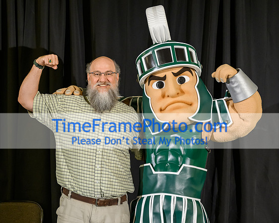 23MSU-Service-Sparty-093
