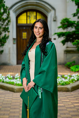 26MSUSpringGrads-0601-Sydney-014