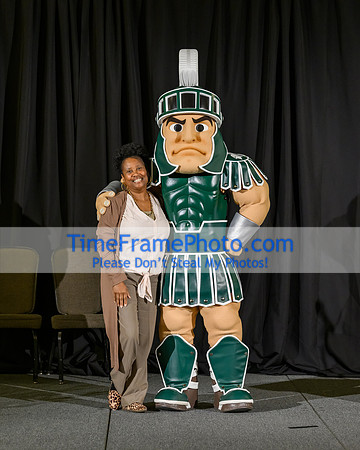 23MSU-Service-Sparty-061