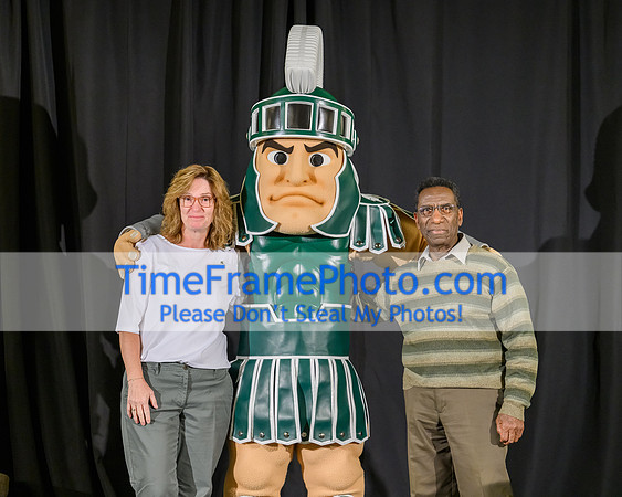 23MSU-Service-Sparty-037