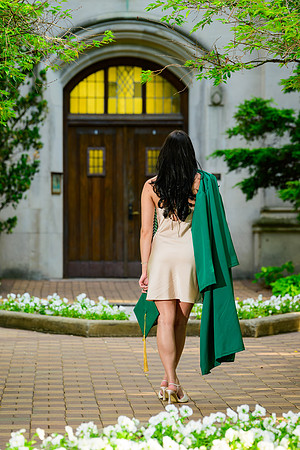 26MSUSpringGrads-0601-Sydney-020