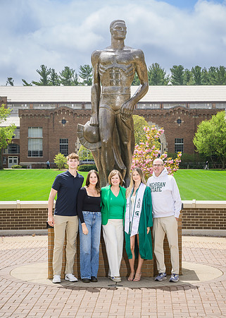 25MSUSpring-0502-Alumni-219-5x7