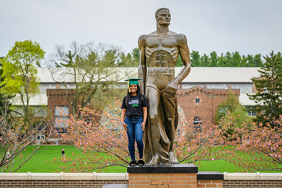 20MSU-Spring-Sun-405