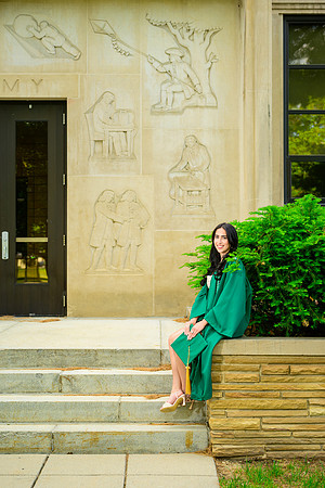 26MSUSpringGrads-0601-Sydney-025