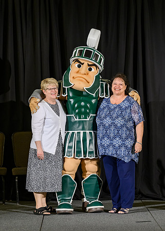 23MSU-Service-Sparty-067-5x7