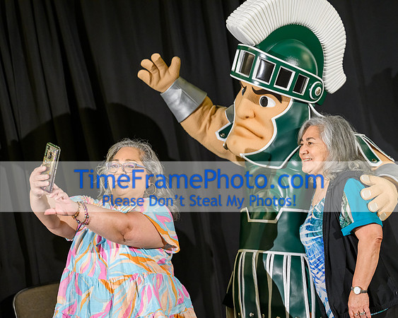 23MSU-Service-Sparty-056