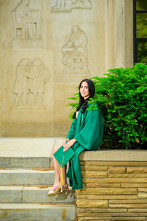 26MSUSpringGrads-0601-Sydney-024