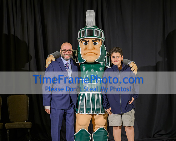23MSU-Service-Sparty-024