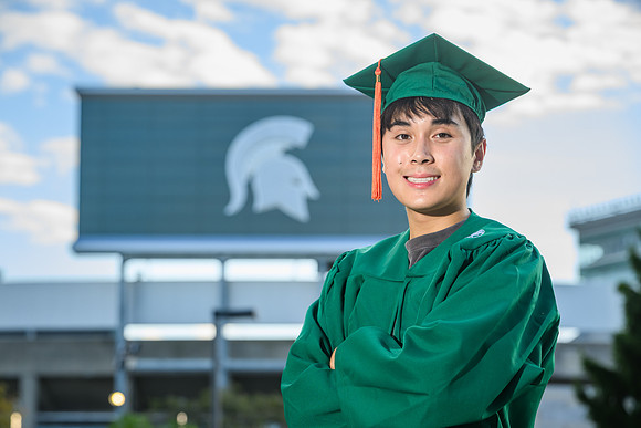 26MSU-FallGrads-0906-Joaquin-016