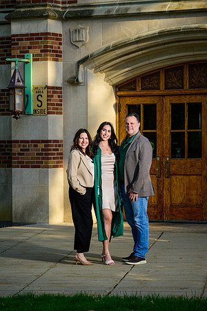26MSUSpringGrads-0601-Sydney-042