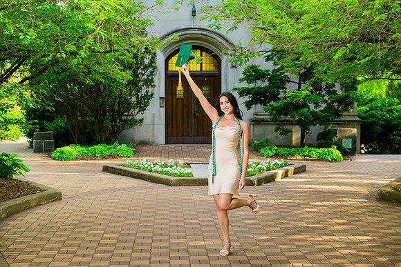 26MSUSpringGrads-0601-Sydney-021