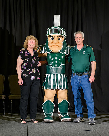 23MSU-Service-Sparty-064-8x10