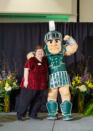 25MSU-ServiceAwards-Sparty-031-5x7