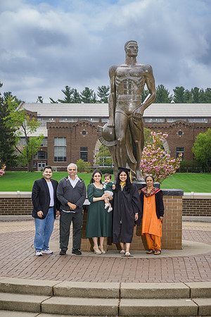 25MSUSpring-0502-Alumni-214
