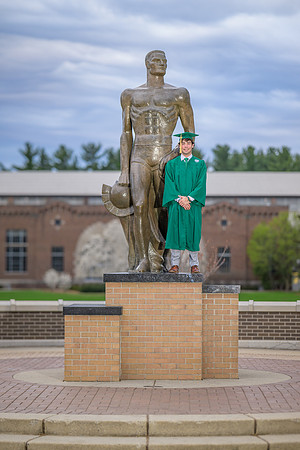 25MSUSpring-0422-Jared-021